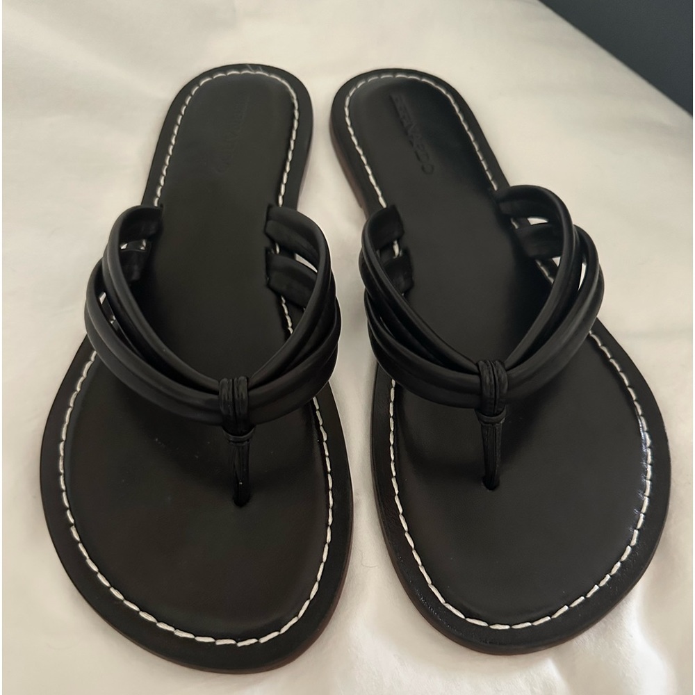 Bernardo Miami black calf leather sandals.